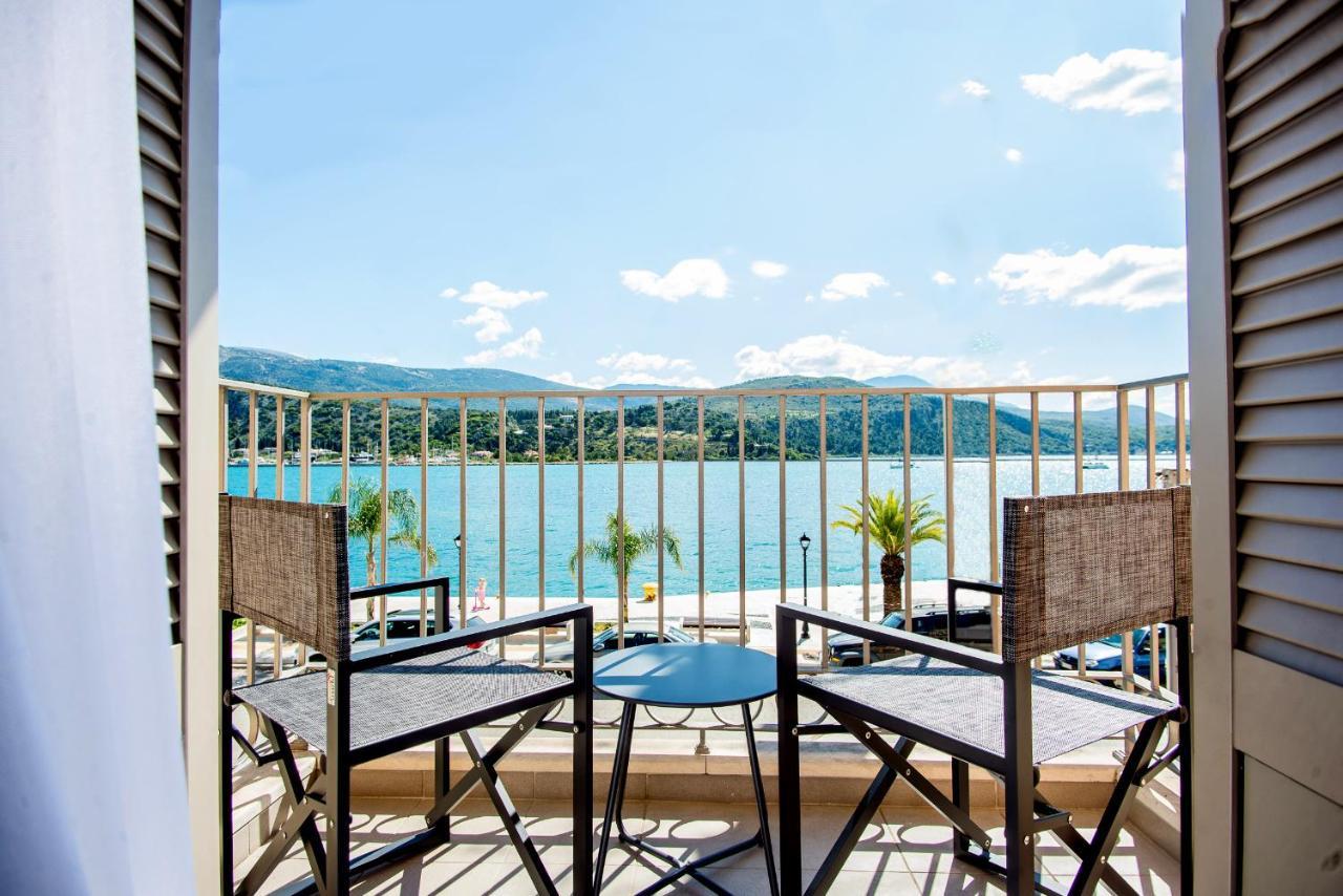A & B Minimal Suite Ιι With Sea View In Argostoli Exterior photo